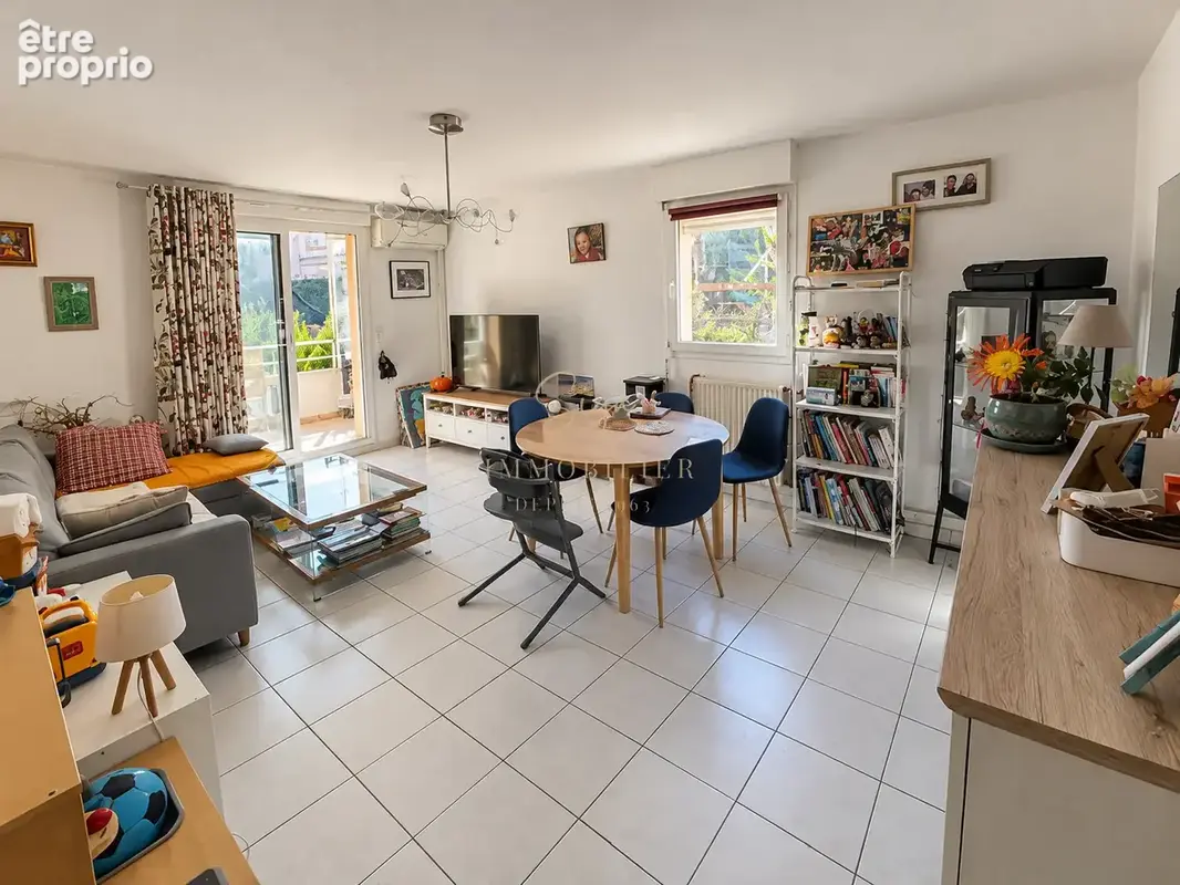 Photo Appartement à Aubagne au prix de 239 000€