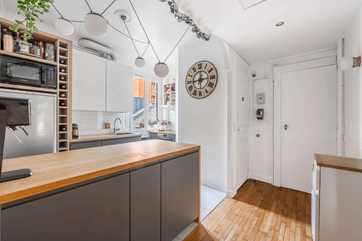 Appartement à PARIS-12E