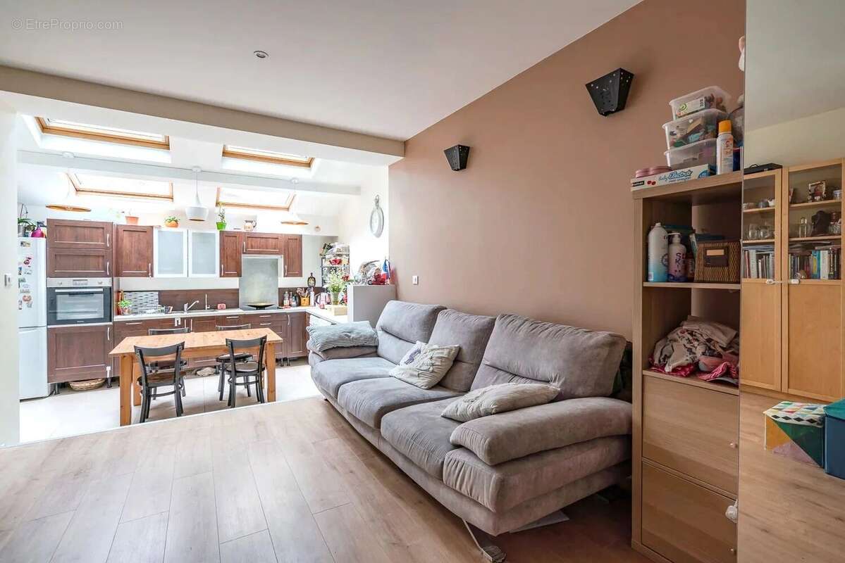 Maison à LE PERREUX-SUR-MARNE