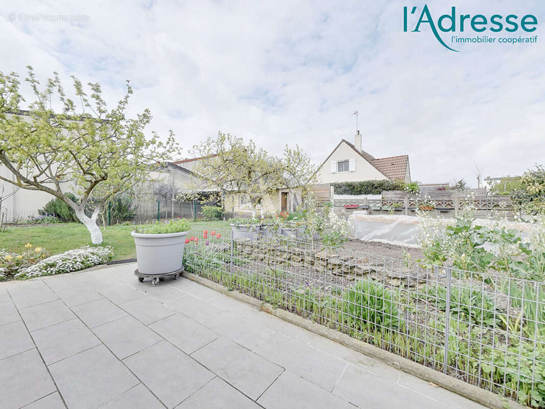 Maison la varenne / grand terrain - photo 3