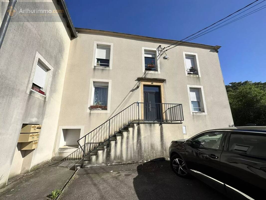 Appartement à VERNY