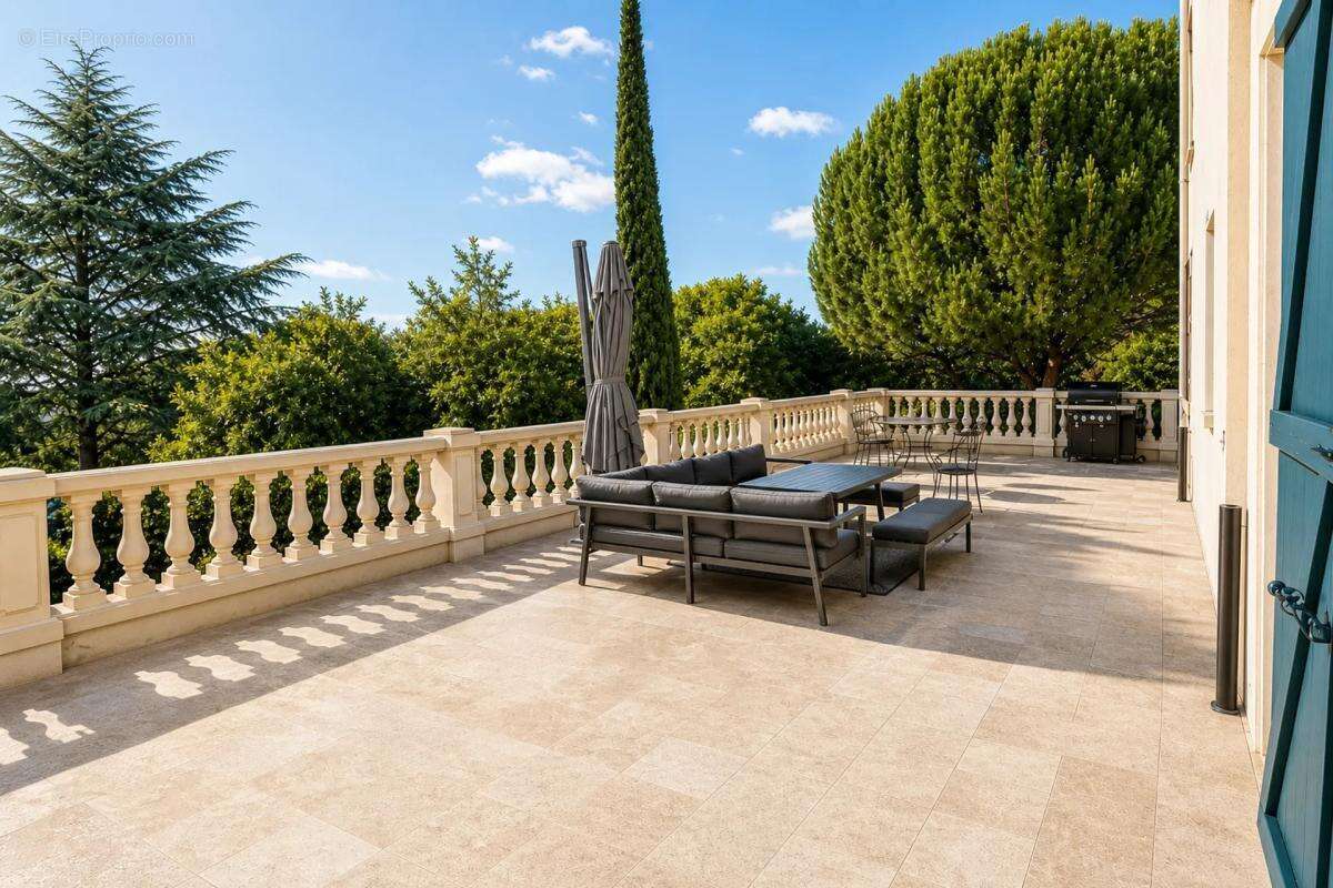Maison de 12 pièces de 306 m² à Maylis - photo 4