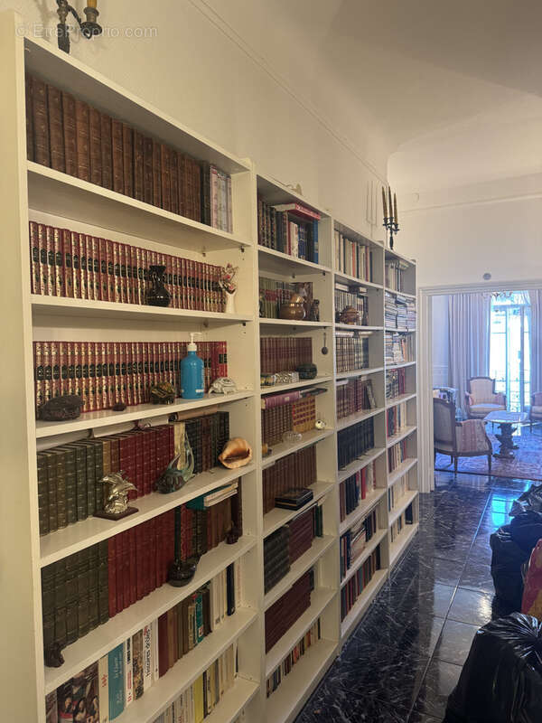 Appartement à MENTON