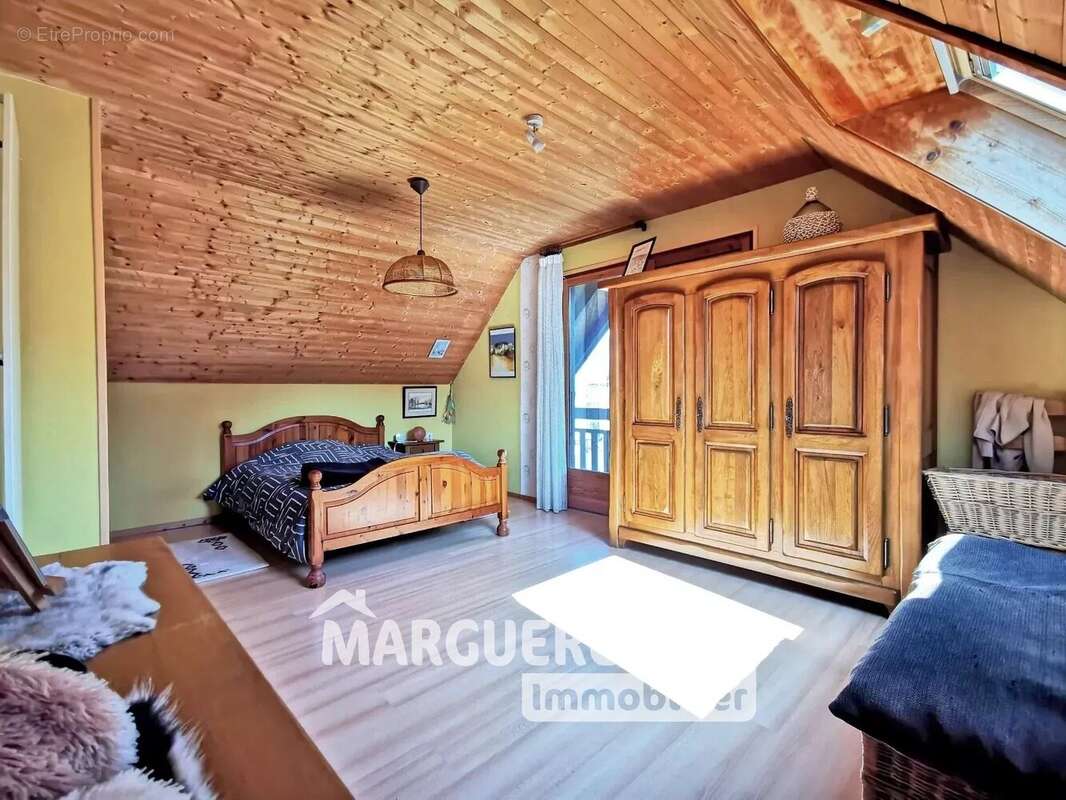 Maison à PEILLONNEX