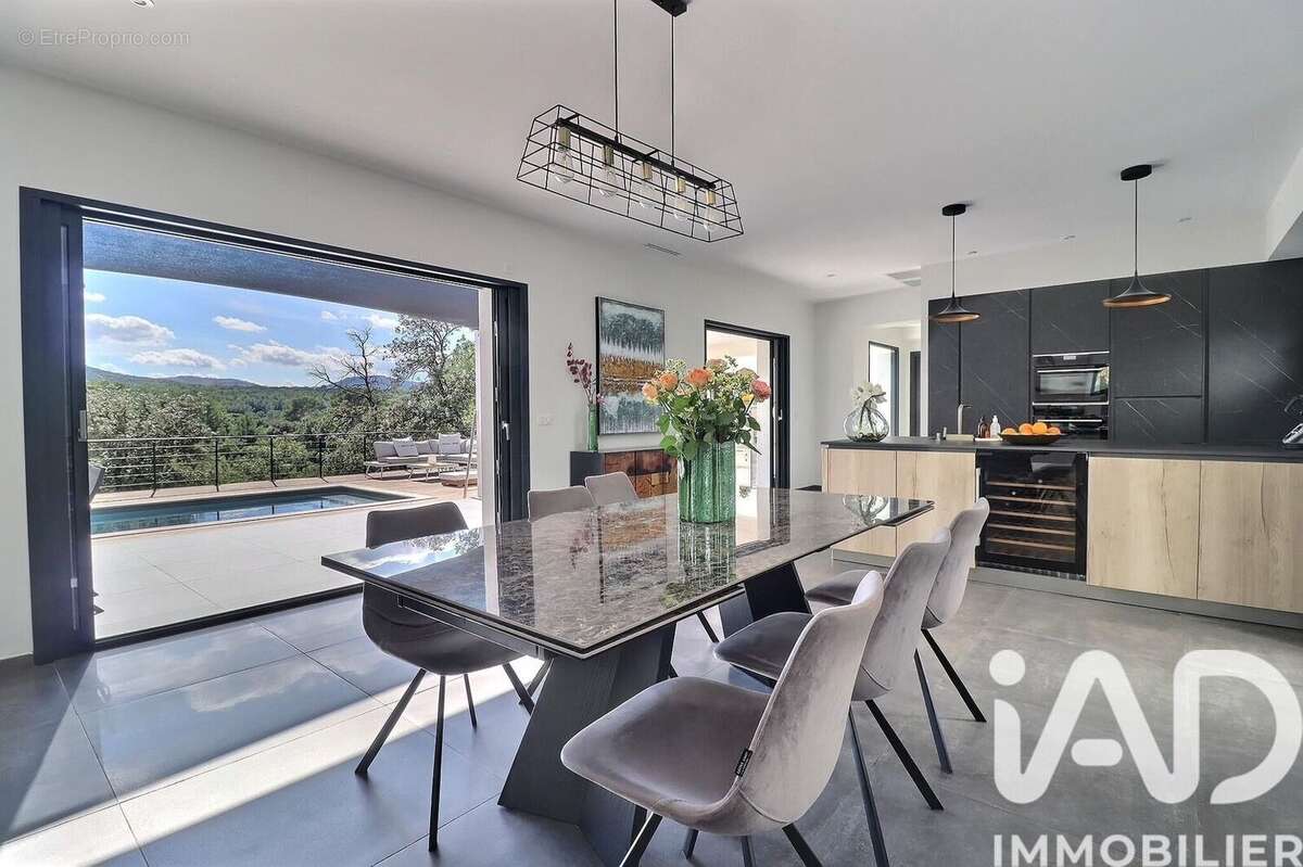 Photo 9 - Maison à FLASSANS-SUR-ISSOLE