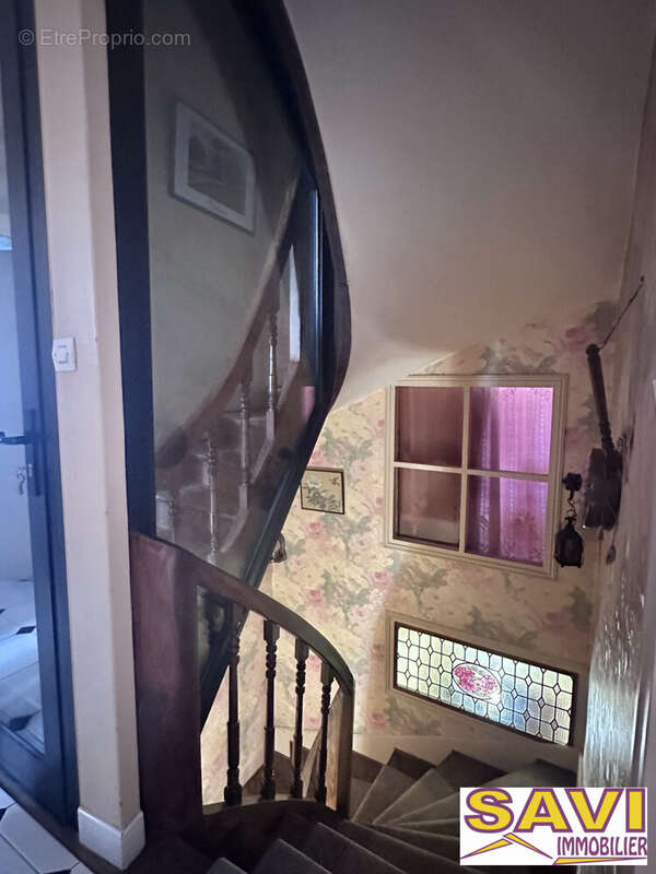 Maison 178 m² à La Selle-Sur-Le-Bied  - photo 9