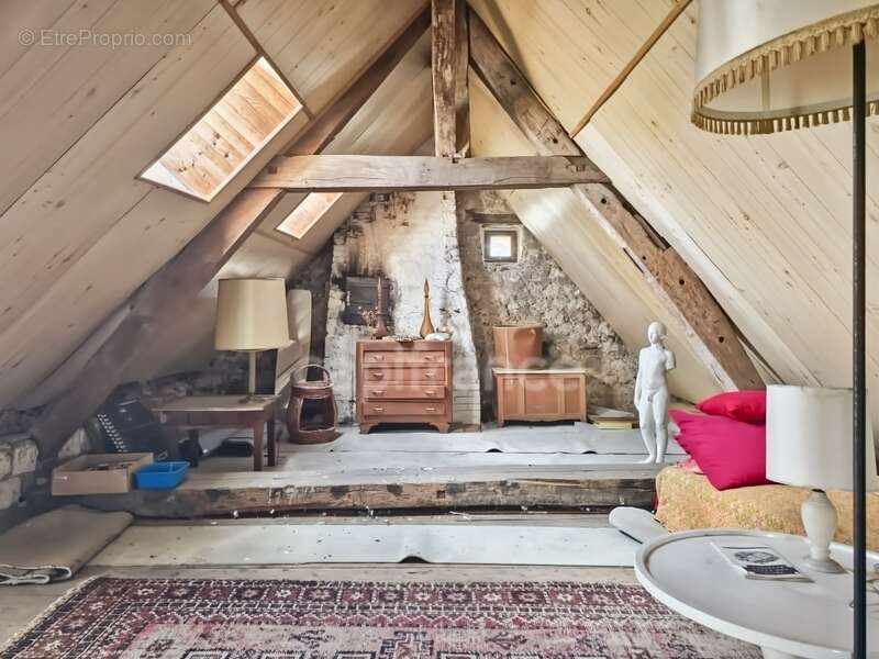 Maison à MOULINS-LA-MARCHE