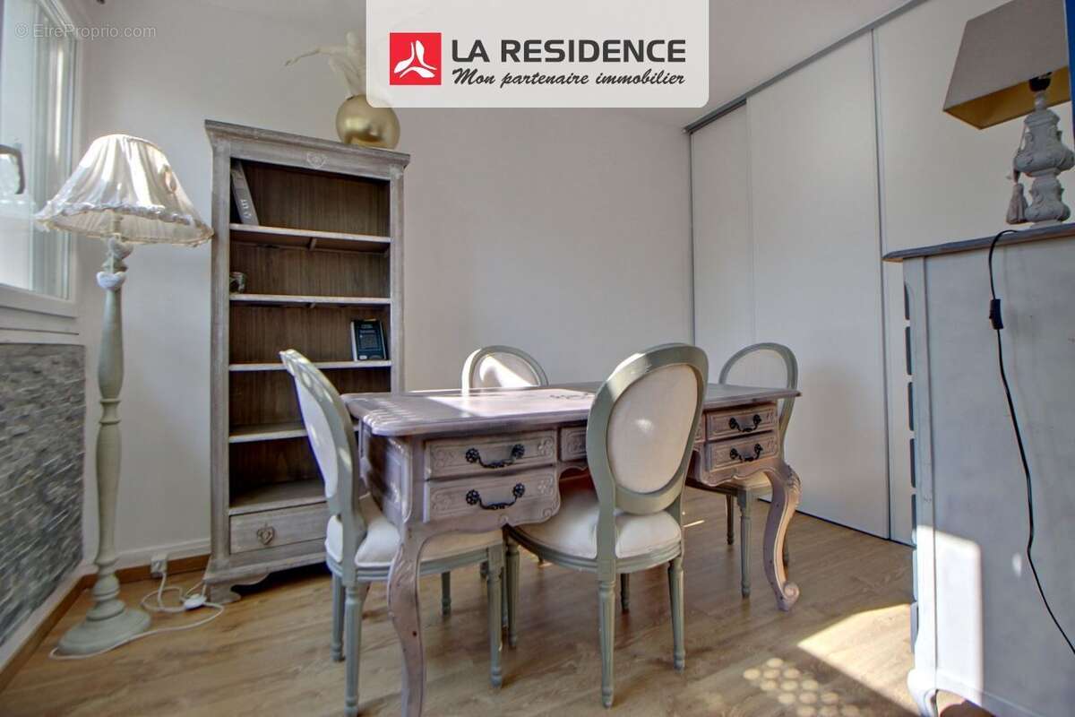 Appartement à VERNEUIL-SUR-SEINE