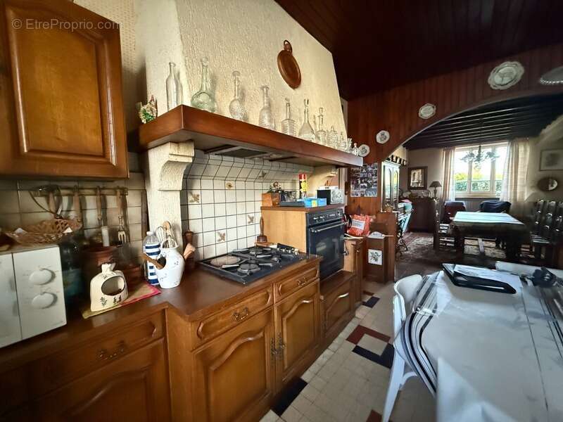 Maison à SAINT-SULPICE-LE-DUNOIS