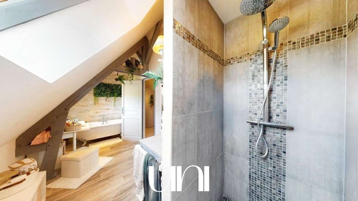 Maison 245 m² à Fauguernon  - photo 36