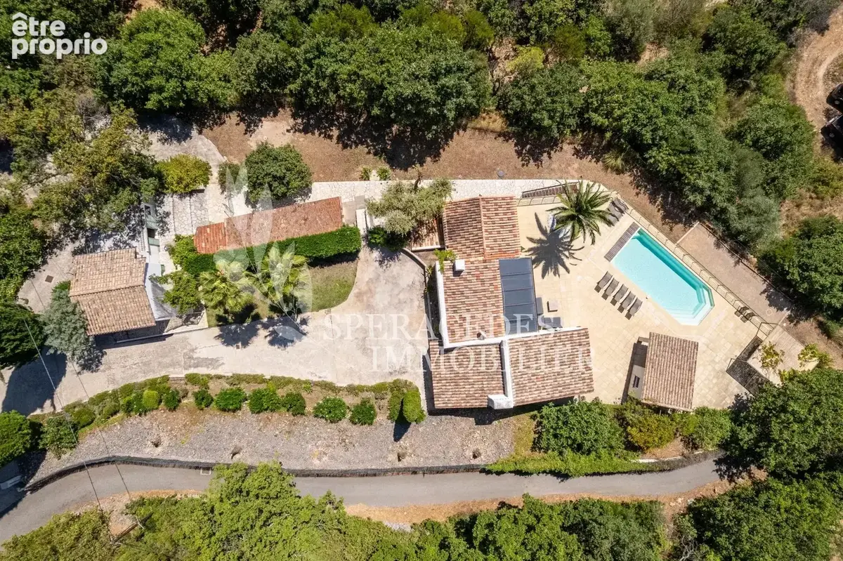 Saint-Cézaire-sur Siagne - Magnifique villa avec vue panoramique - photo 20