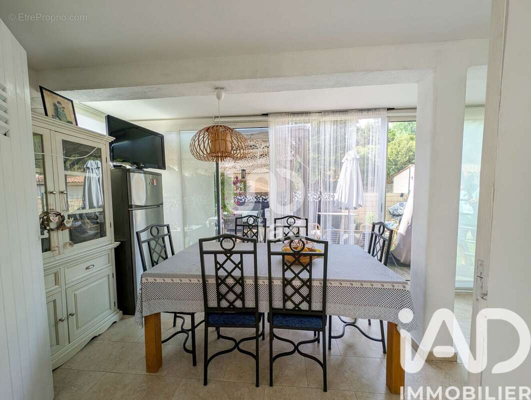 Appartement 70 m² à Frejus  - photo 6