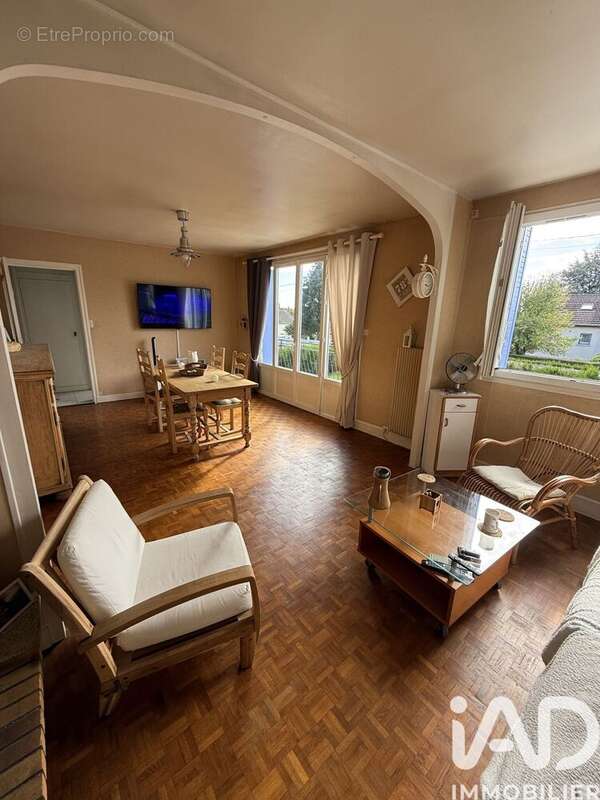 Photo 8 - Maison à BETON-BAZOCHES