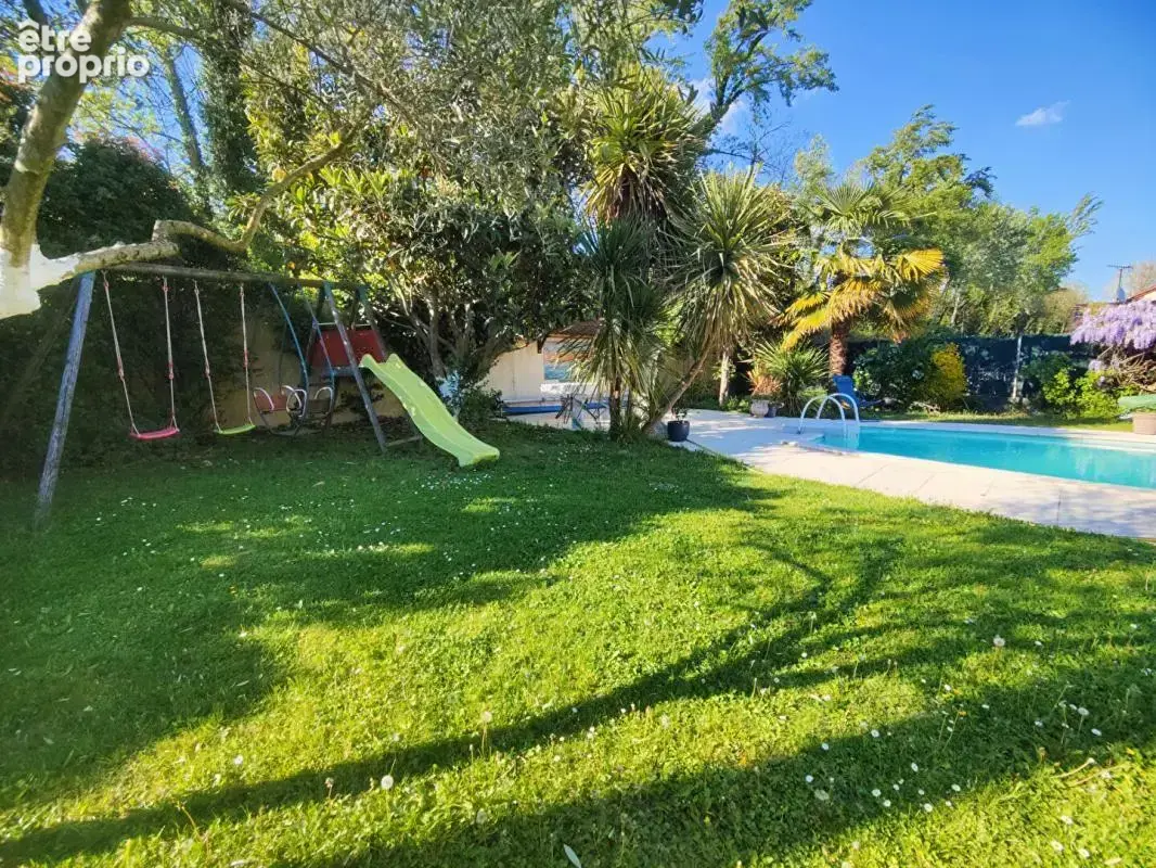 Maison 4 chambres 134m² avec piscine + garage double - photo 2