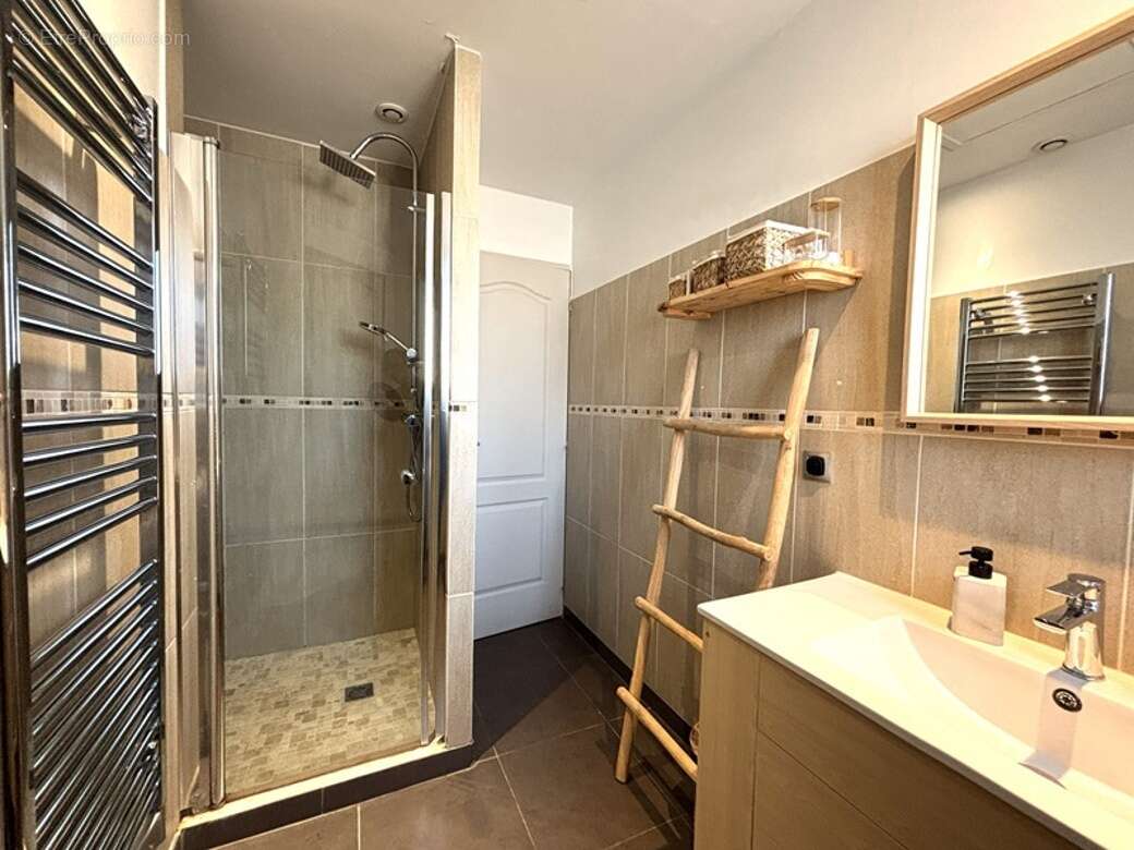 Maison à PIERRELATTE