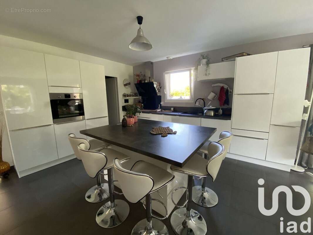 Photo 8 - Maison à IZON