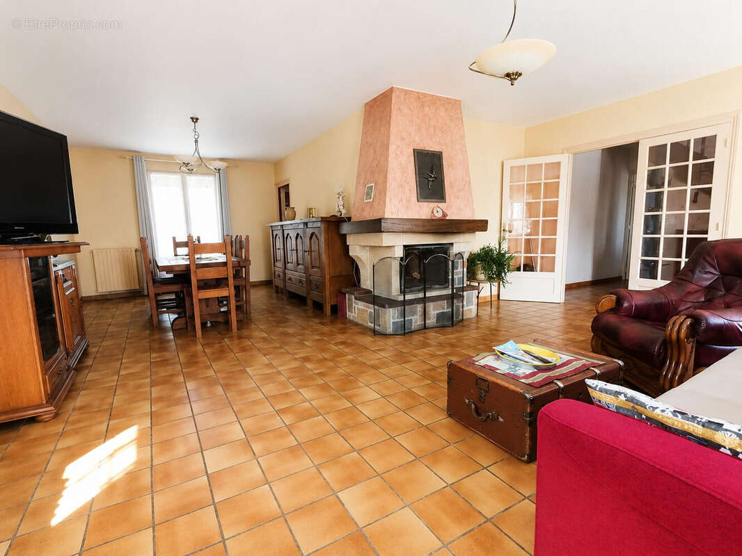 Maison 157 m² à La Souterraine  - photo 8