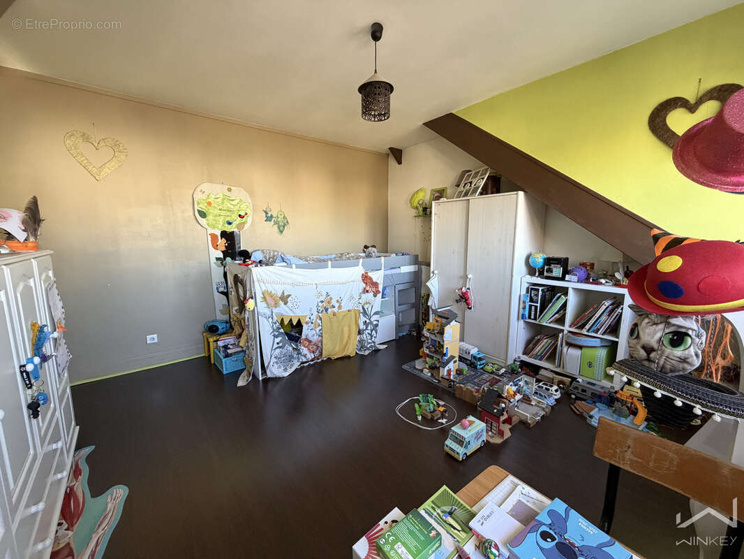 Appartement à MANTES-LA-VILLE