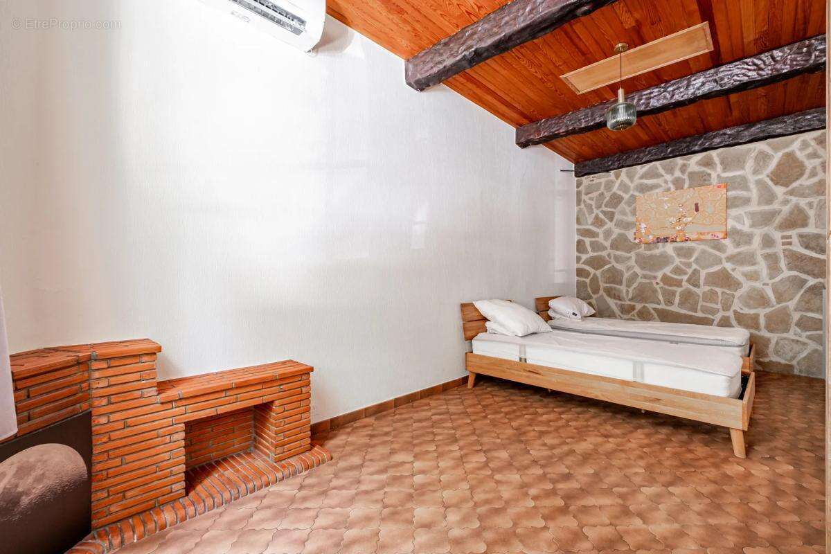 Maison de 7 pièces de 163 m² située à Nice - photo 10