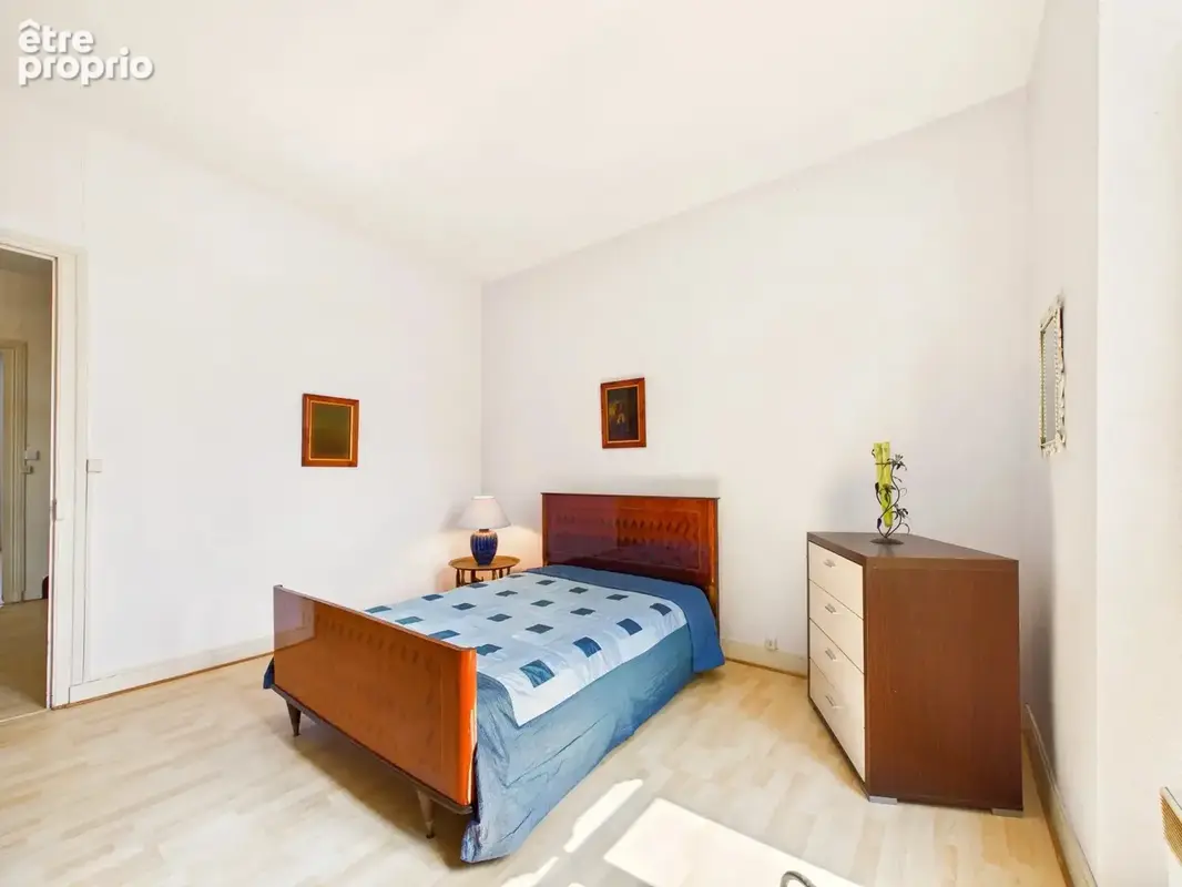 Maison de caractère avec six chambres, idéale pour une famille ou maison secondaire - photo 6