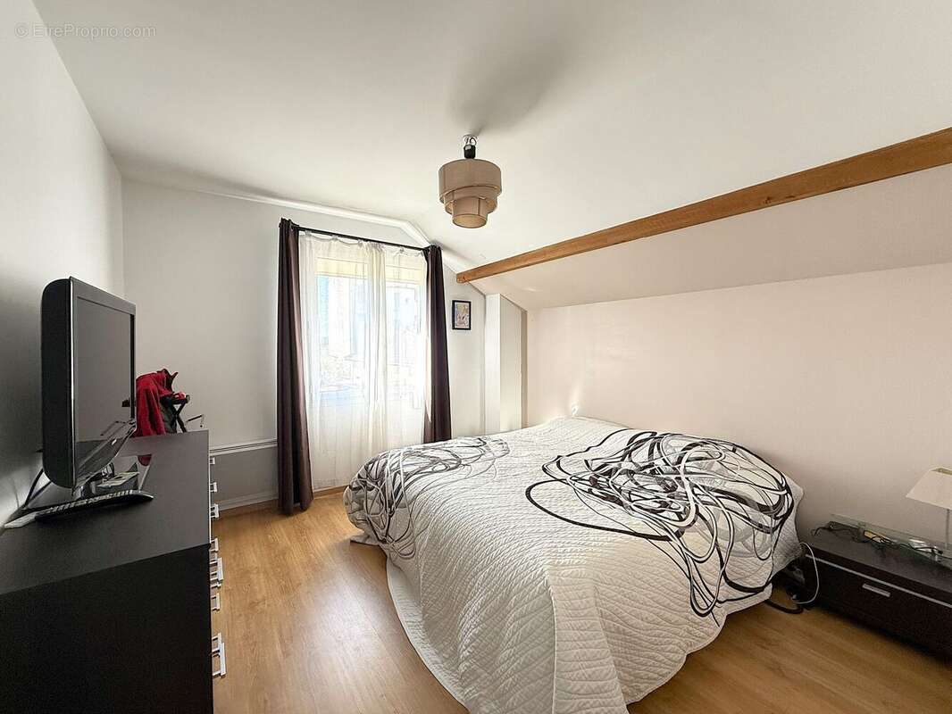 Maison à NEUILLY-SUR-MARNE