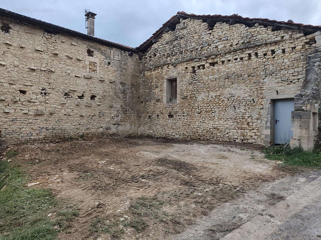 Maison à RUPT-AUX-NONAINS