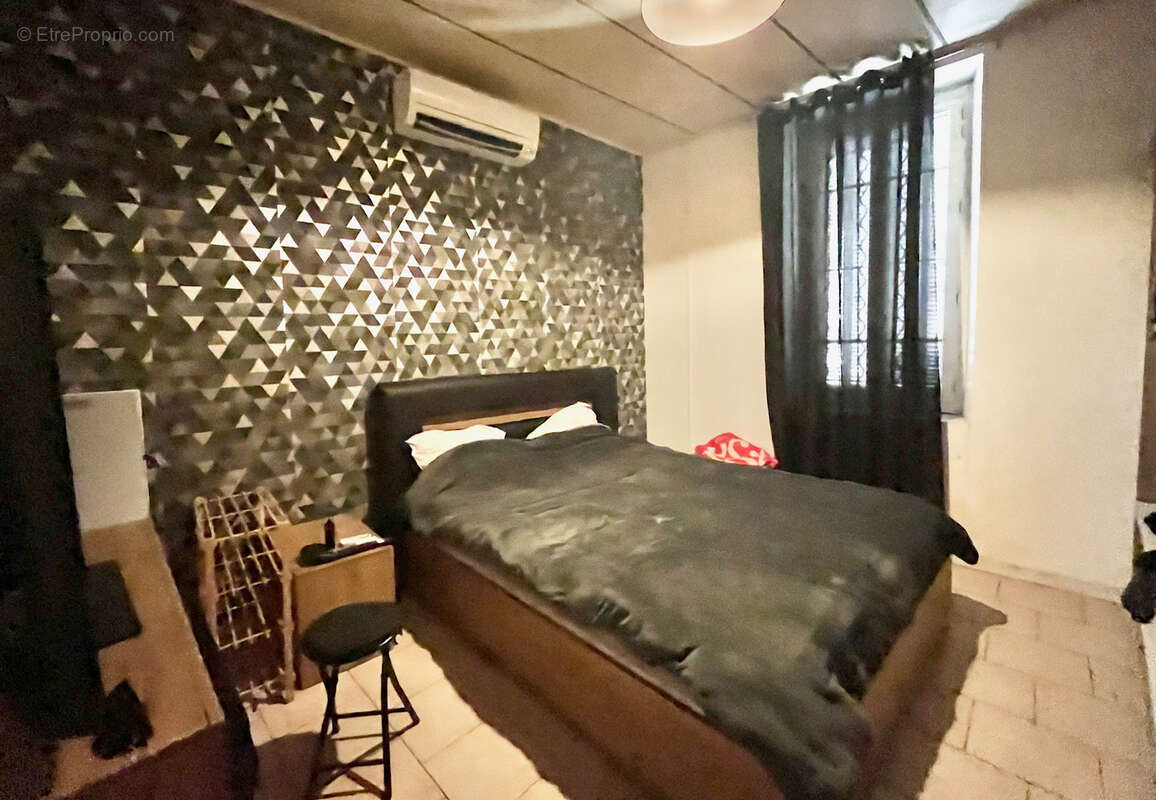 Appartement à MARSEILLE-16E