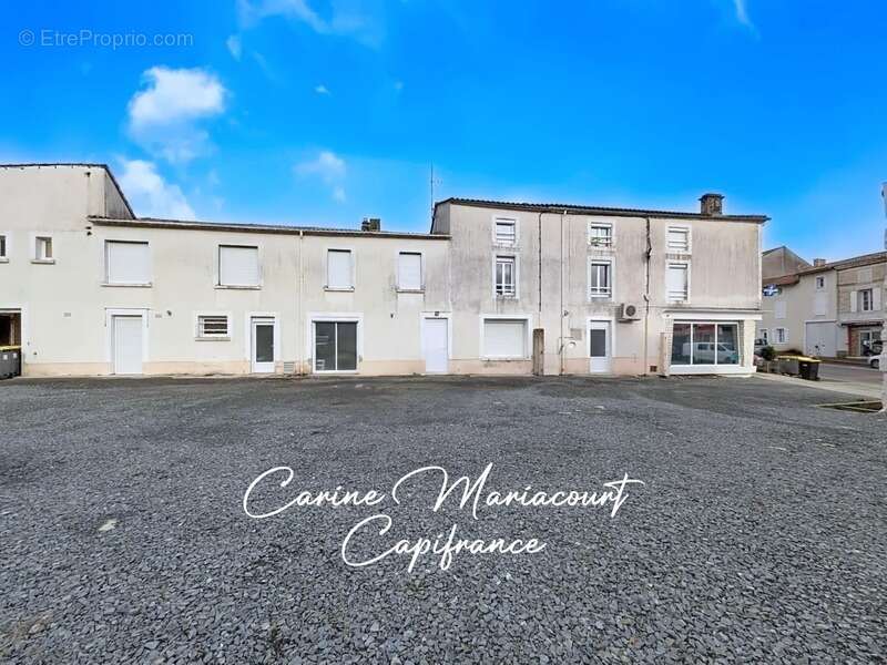 Appartement à LA CRECHE