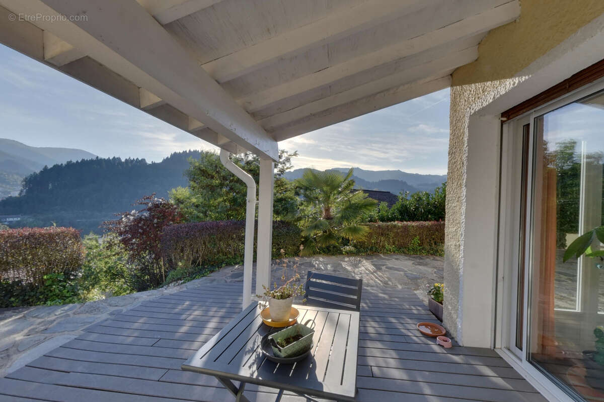 Maison à LE CHEYLARD