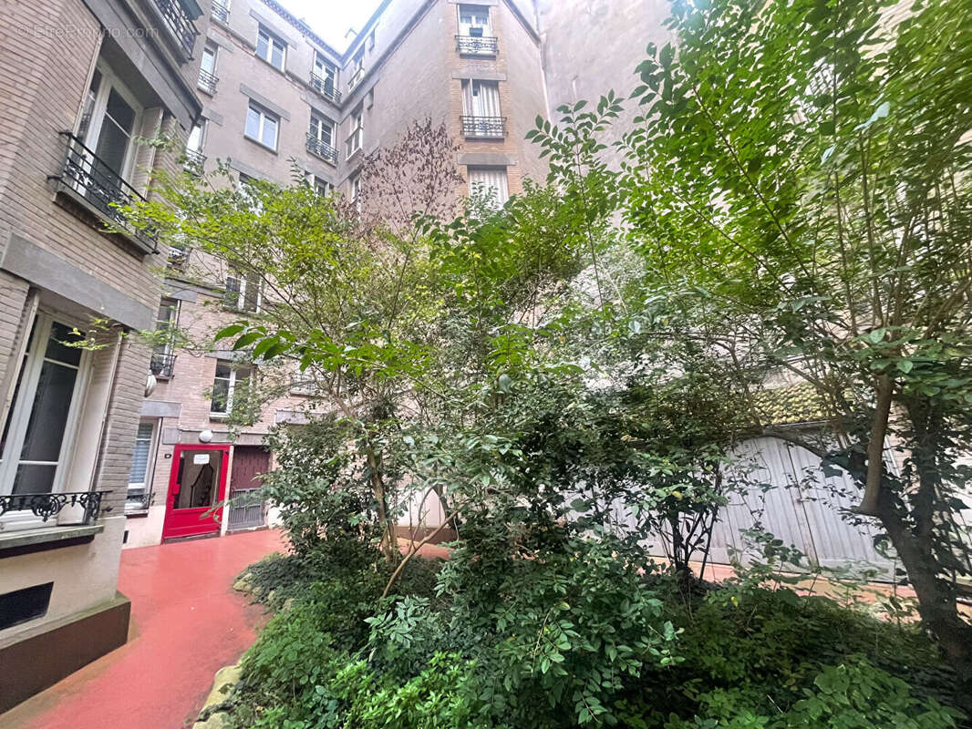 Appartement à PARIS-12E