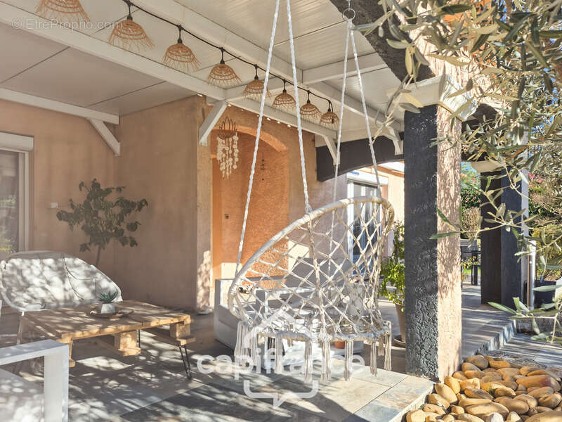 Maison à SAINT-GENIES-DE-COMOLAS