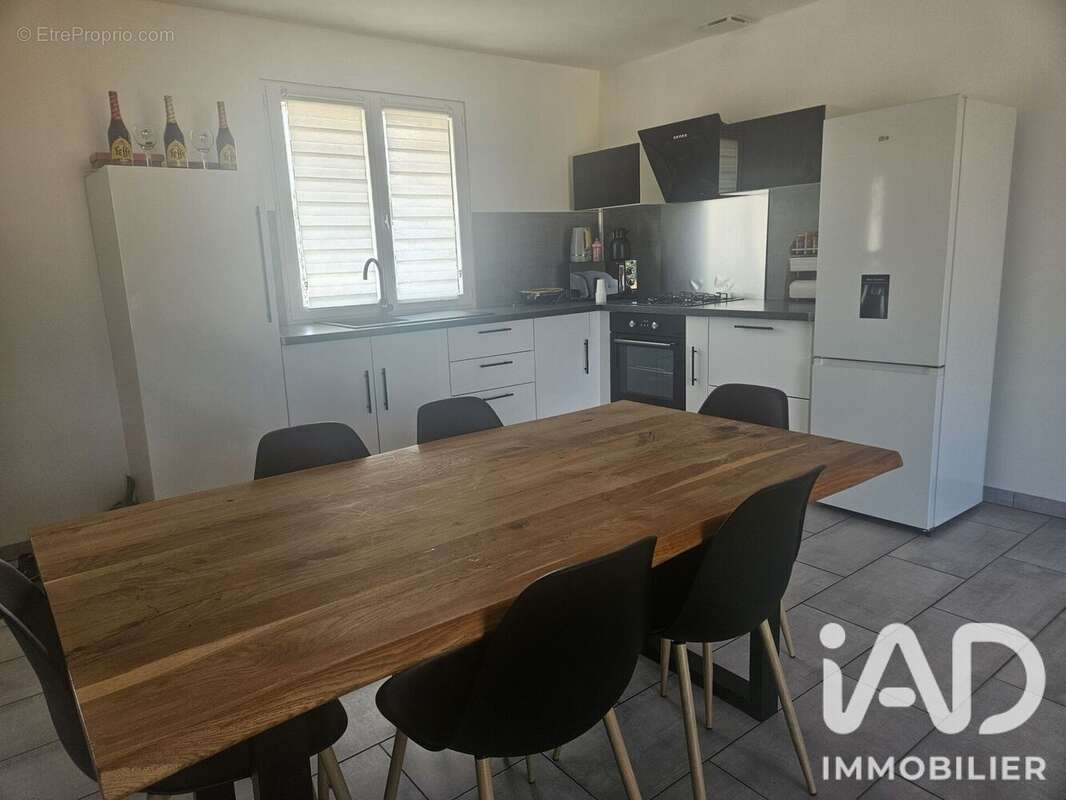 Maison 90 m² à La Breille-Les-Pins  - photo 4