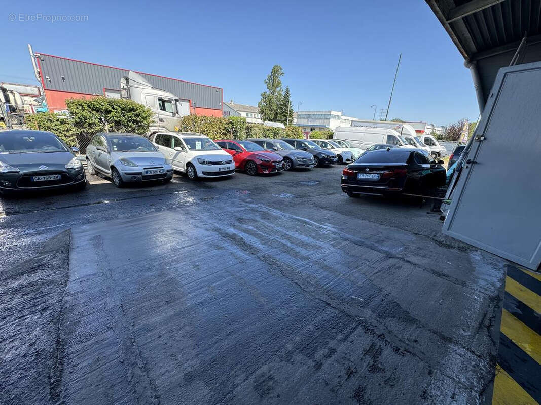 Commerce à VENISSIEUX