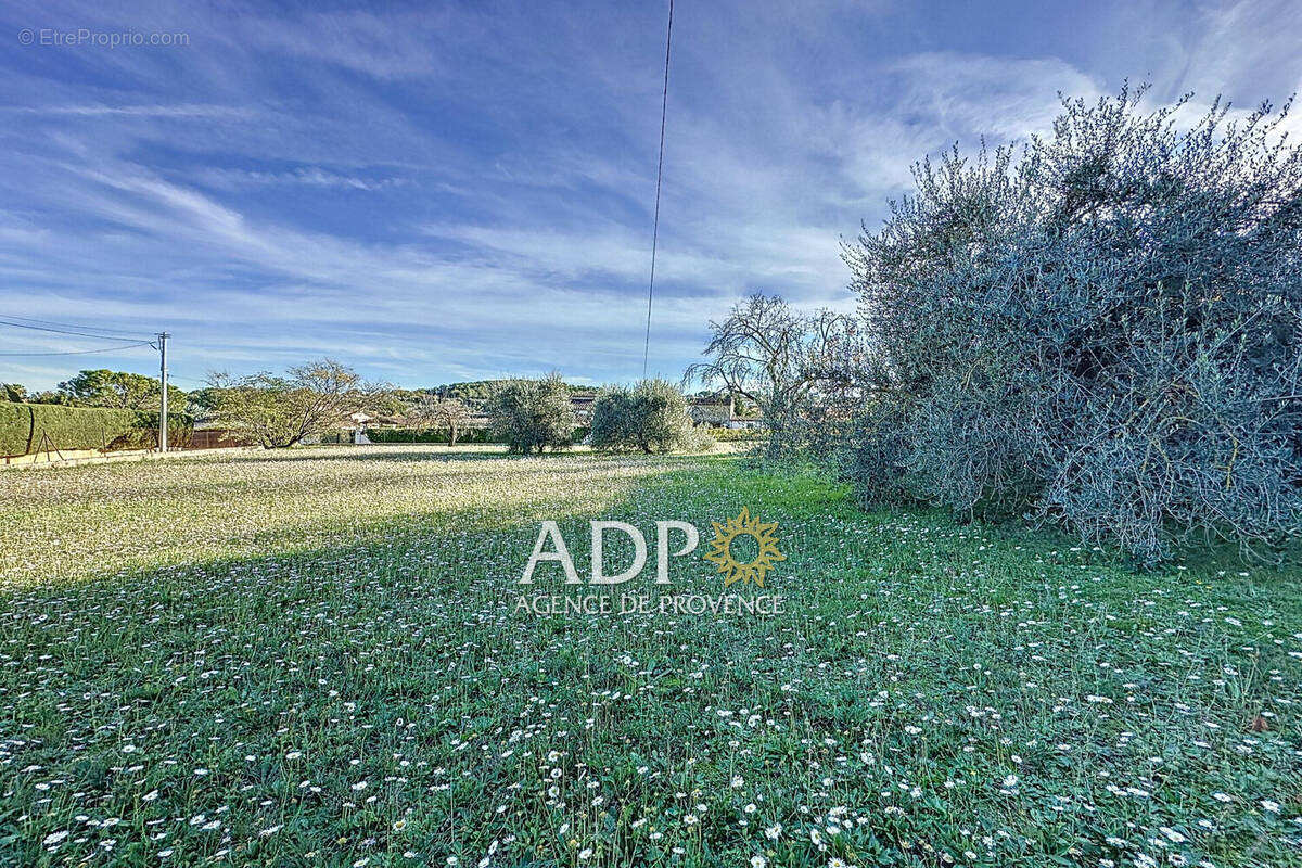 Terrain à GRASSE