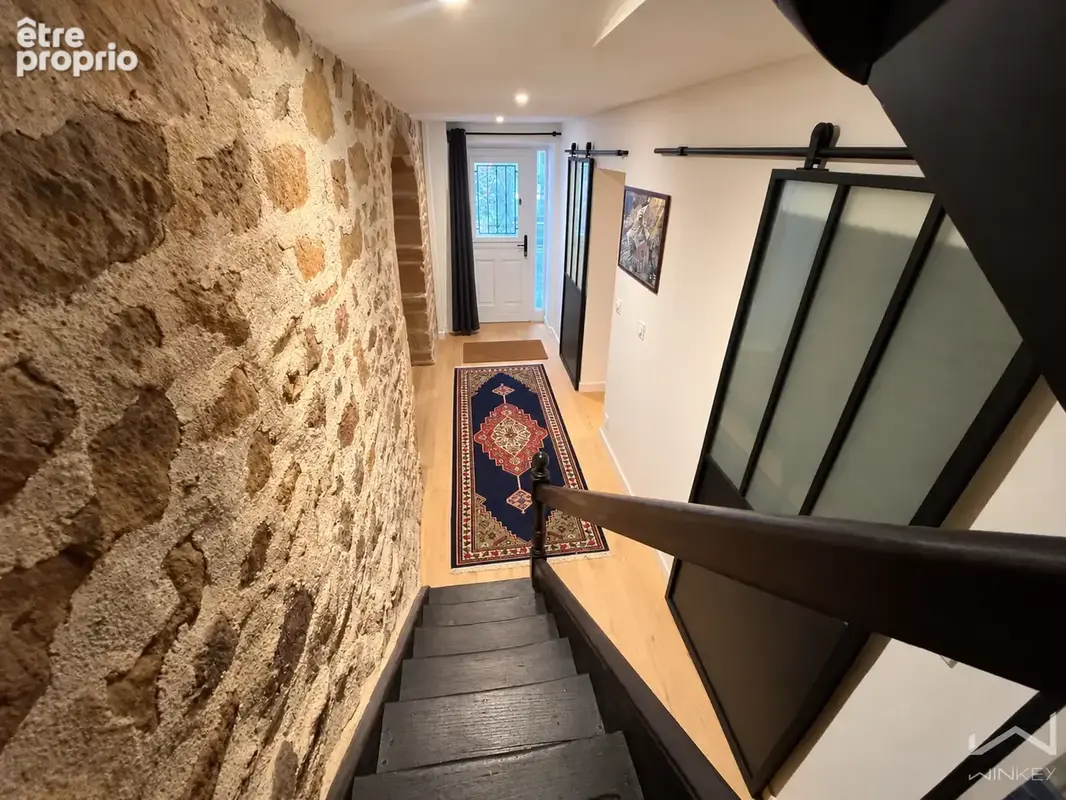 Maison de caractère de 87 m2 - 2 Chambres dont 1 au rez-de-chaussée. - photo 2