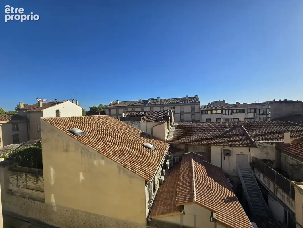 Avignon intra muros    appartement t2 rénové en 2026   4ème étage avec ascenseur   résidence thiers - photo 4