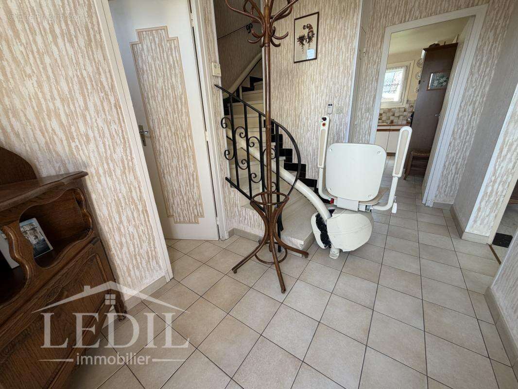 Emplacement calme pour cette maison de ville - photo 5