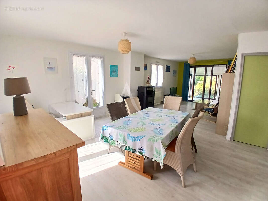 Maison à LA CHEVROLIERE