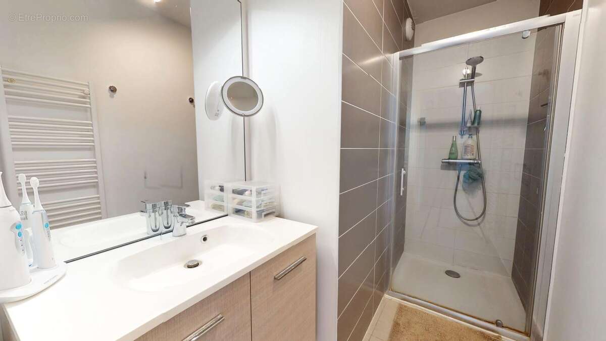 Appartement à LYON-5E