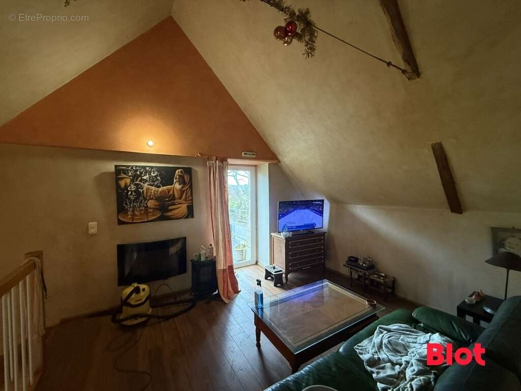 Maison à PLOUER-SUR-RANCE