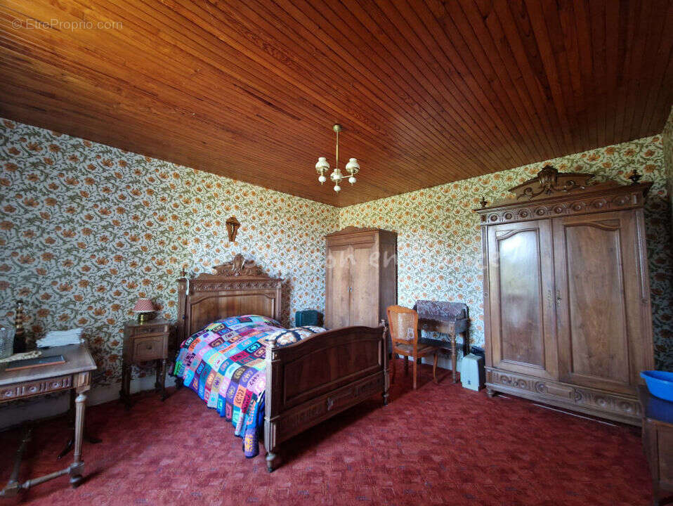 Maison à SAINT-POURCAIN-SUR-SIOULE