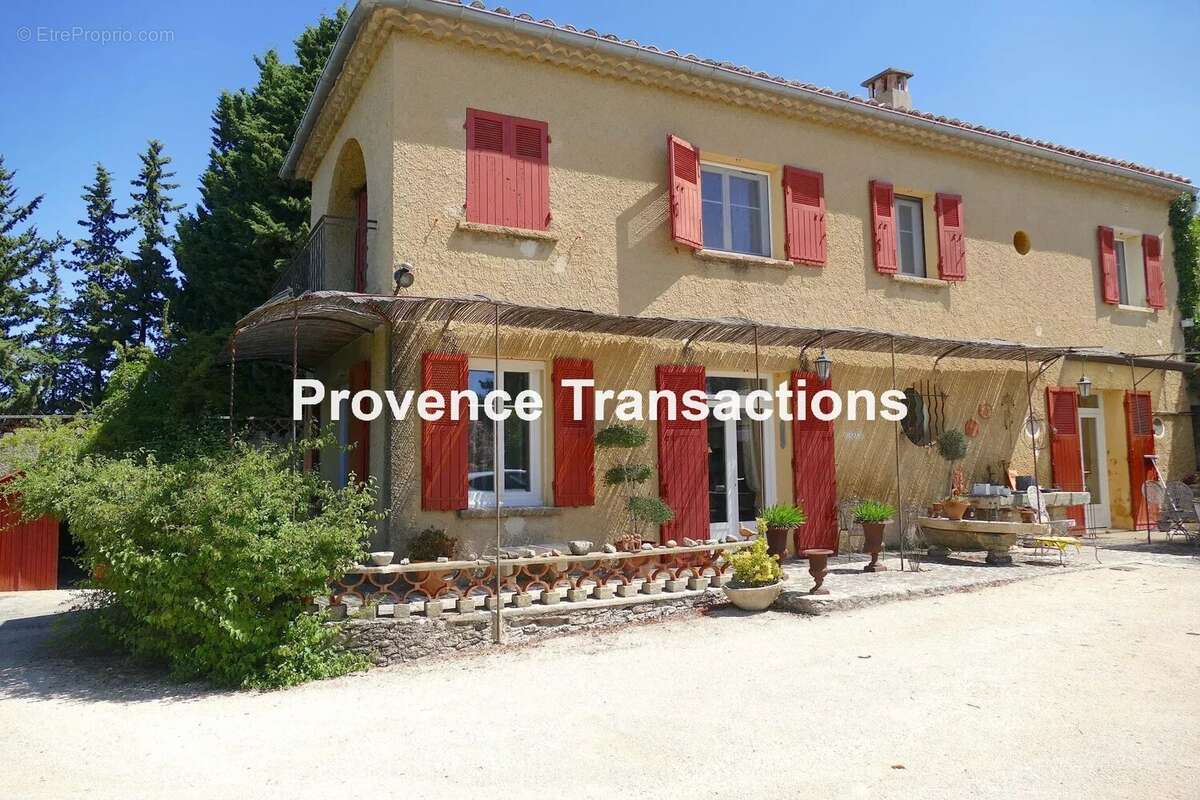 Maison à VACQUEYRAS