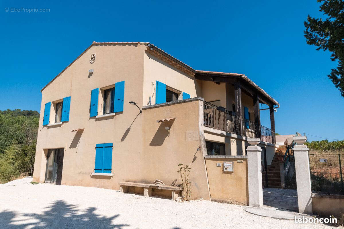 Maison à GRIGNAN