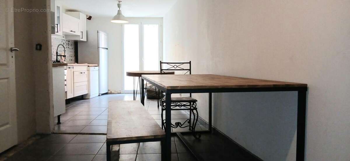 À Vendre : maison à fort potentiel à ABEILHAN - photo 4