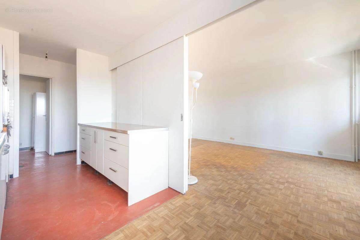Bel appartement T4 de 86 m² à Argenteuil, traversant, lumineux avec vue dégagée - photo 2