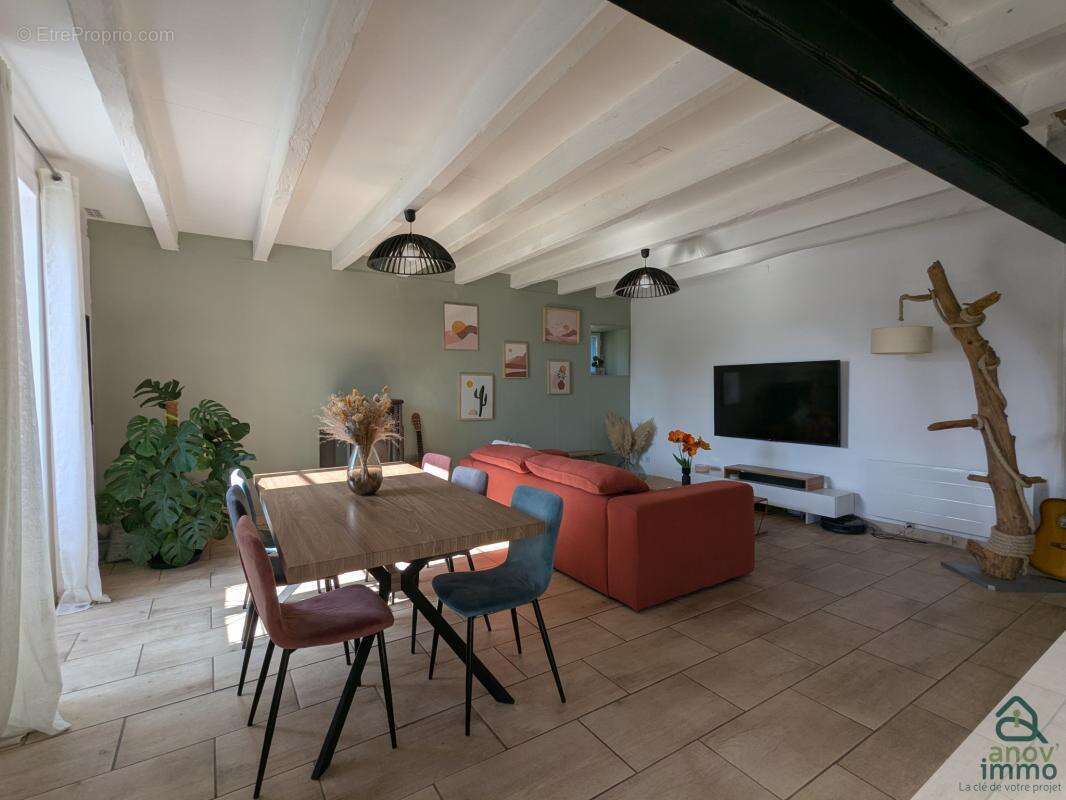 Maison à COULOMBIERS
