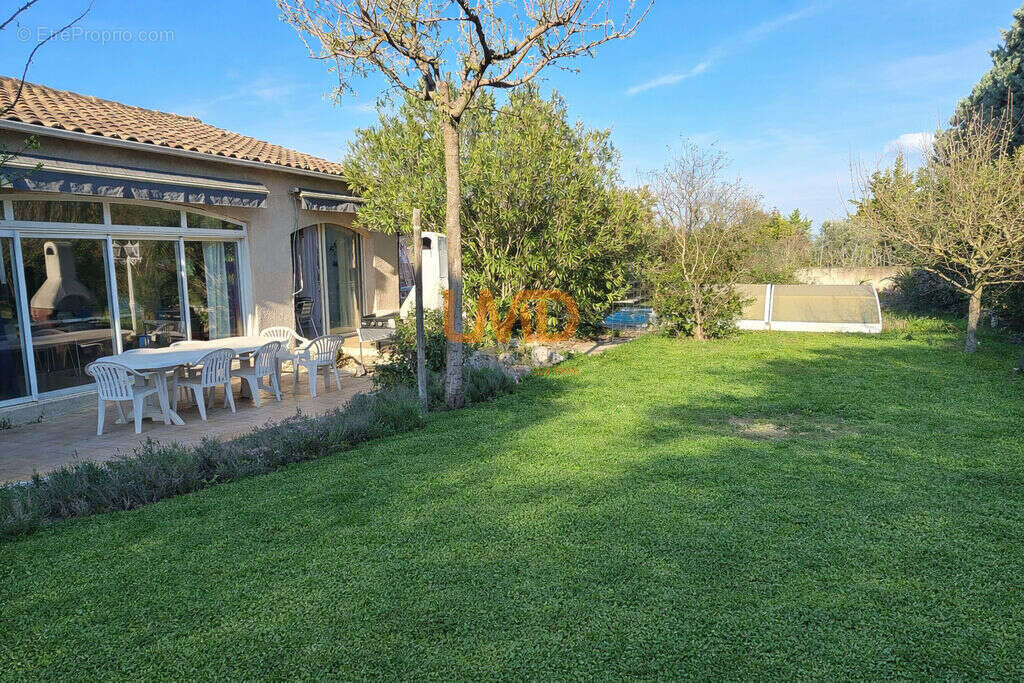 Maison à SAINT-SATURNIN-LES-AVIGNON