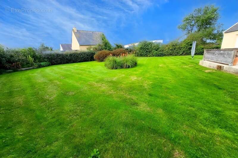 Maison à CAMARET-SUR-MER