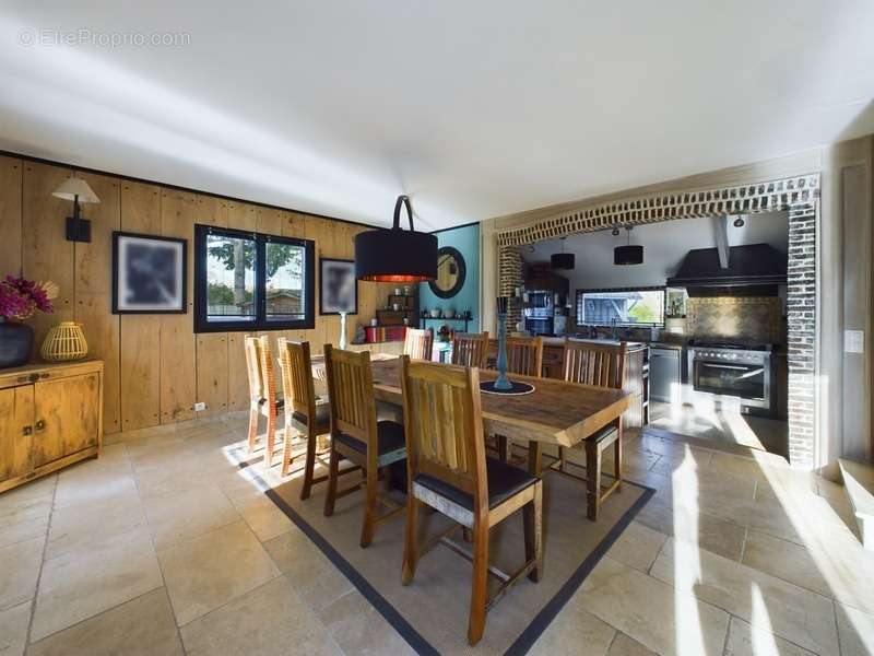 Maison à PONT-L&#039;EVEQUE