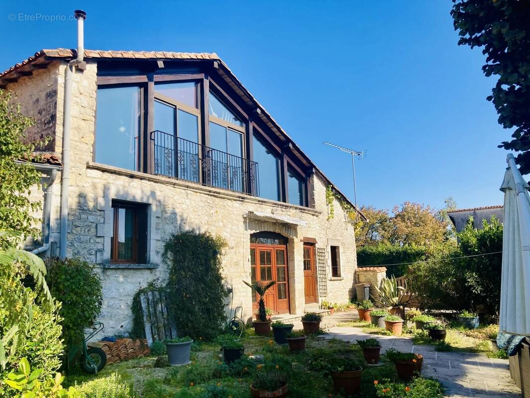 Maison à MAINE-DE-BOIXE